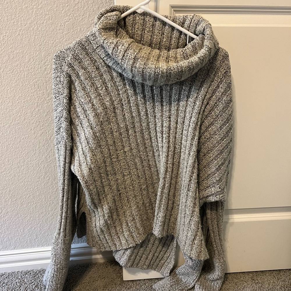 Topshop Gray Turtleneck Sweater - Bell sleeves